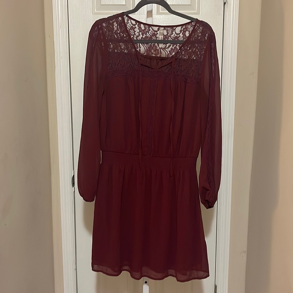 Entro red lace dress